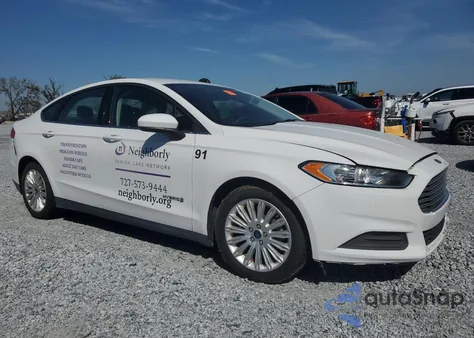 2015 Ford Fusion S Hybrid z USA, uszkodzony, nr VIN 3FA6P0UU1FR106216